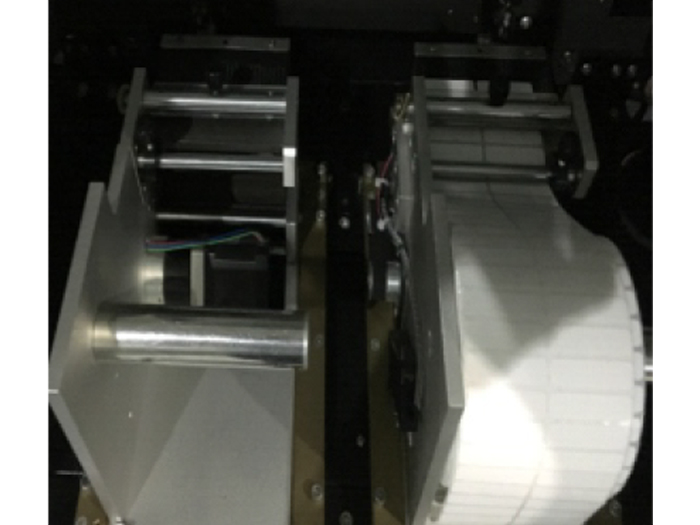 全自動(dòng)在線貼標(biāo)機(jī)SM-750L